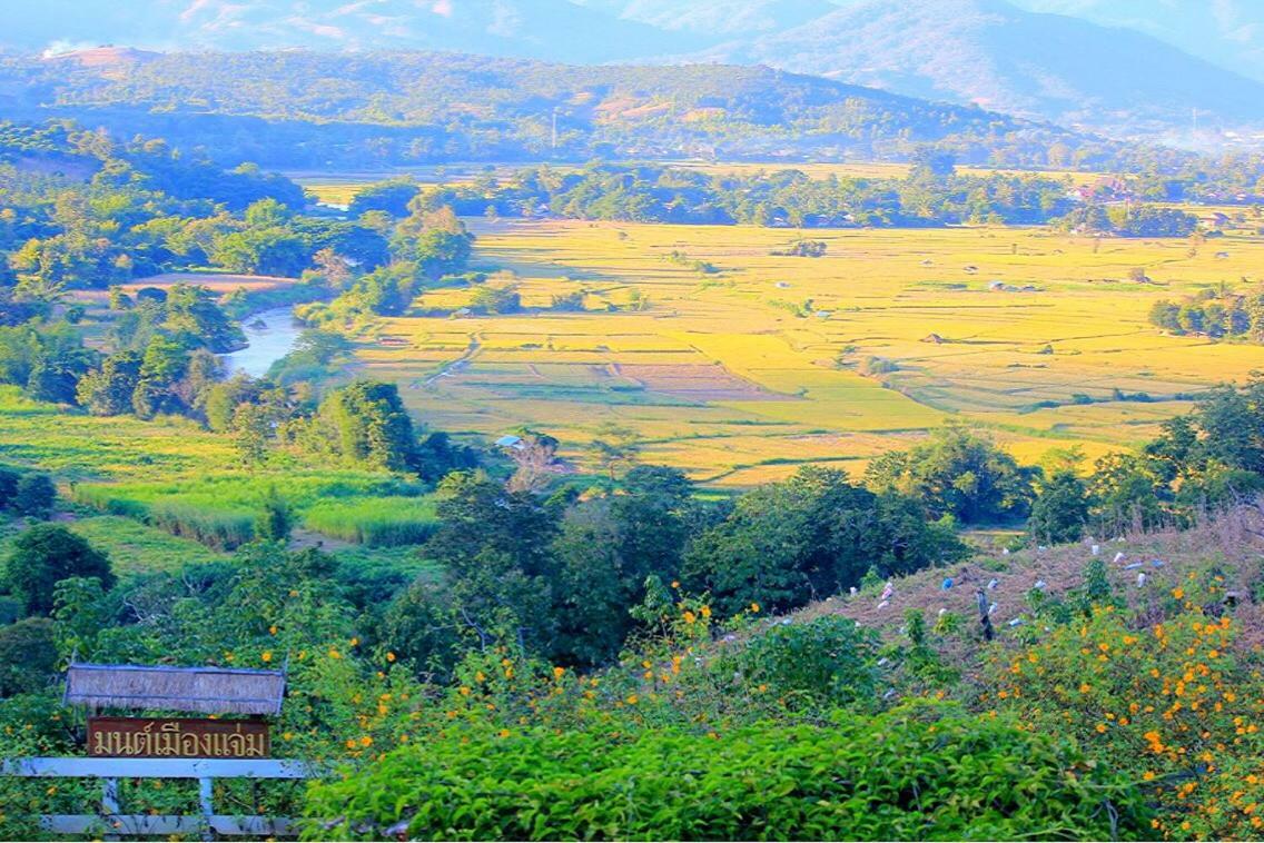 มนต์เมืองแจ่ม 호텔 매챔 외부 사진